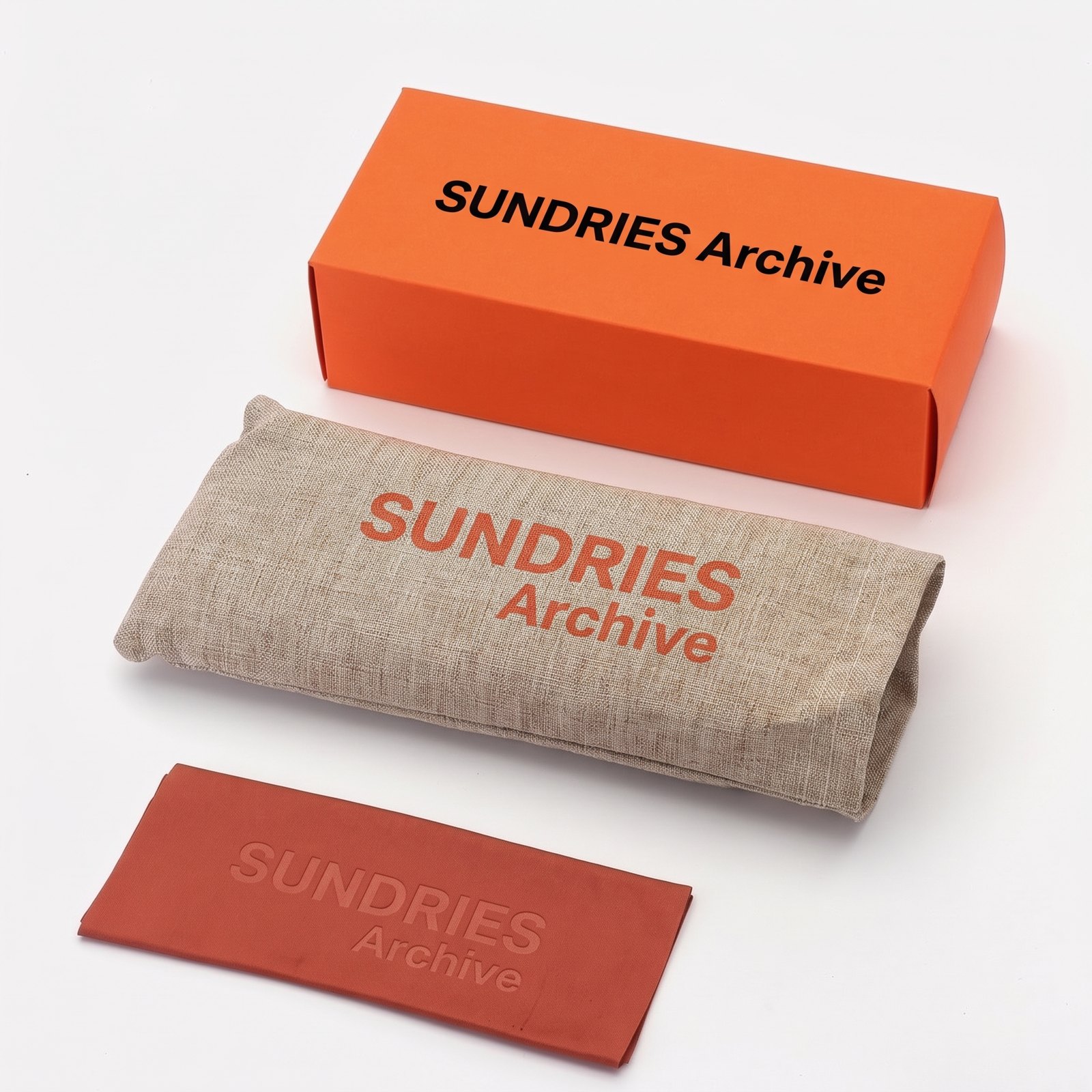 같은 세트에 SUNDRIES Archive 로고만 넣은 AI 합성 예시